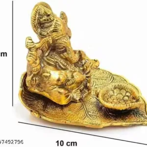 PAAN GANESH IDOL/ LEAF GANESH/ GOLD PLATED GANESH