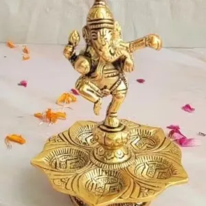Standing Ganesh Deepak with 5 Oil Holders – Panchmukhi Diya